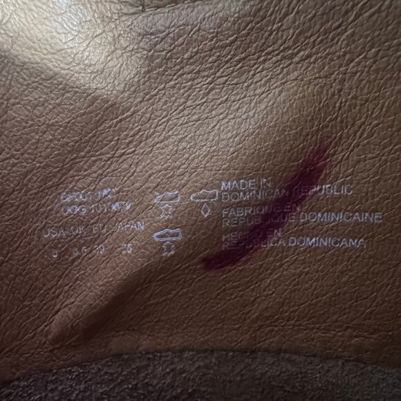 UGG Ava Tan Suede Women's Tall Boot size 8 Preppy Minimalist Basic Classy Casual - Picture 8 of 9